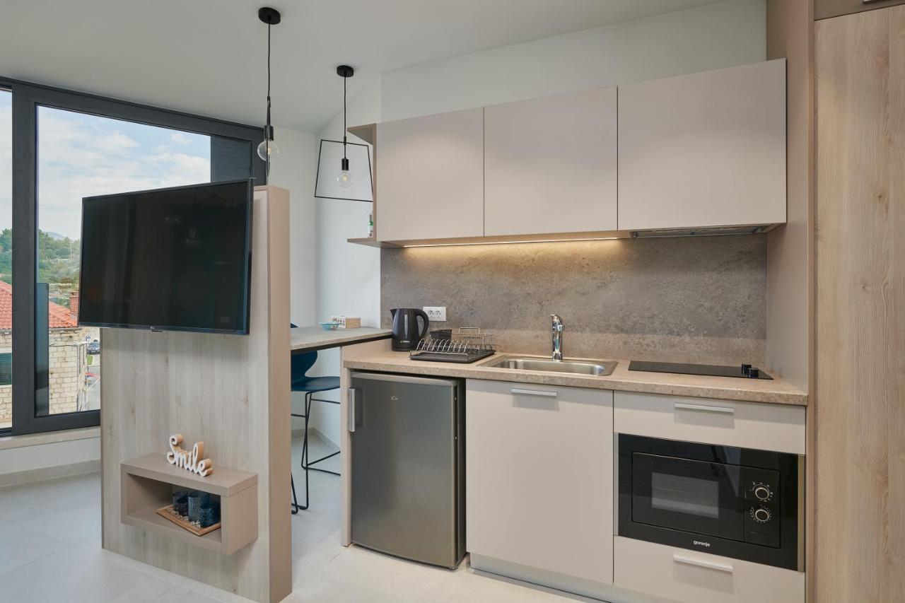 Tiffany Apartments ซัฟทัท ภายนอก รูปภาพ