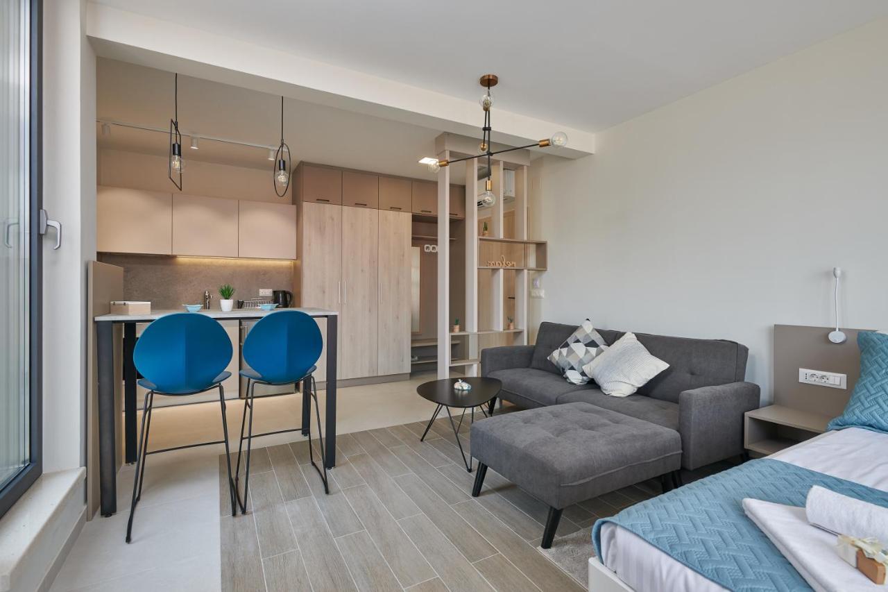 Tiffany Apartments ซัฟทัท ภายนอก รูปภาพ